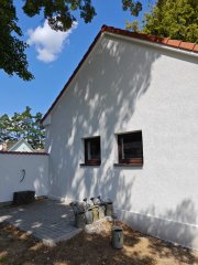 Foto: pohled na jižní štít opravené márnice